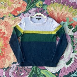 ANN TAYLOR COLORBLOCK SWEATER - STRETCHY AND SOFT FOE PERFECT FIT